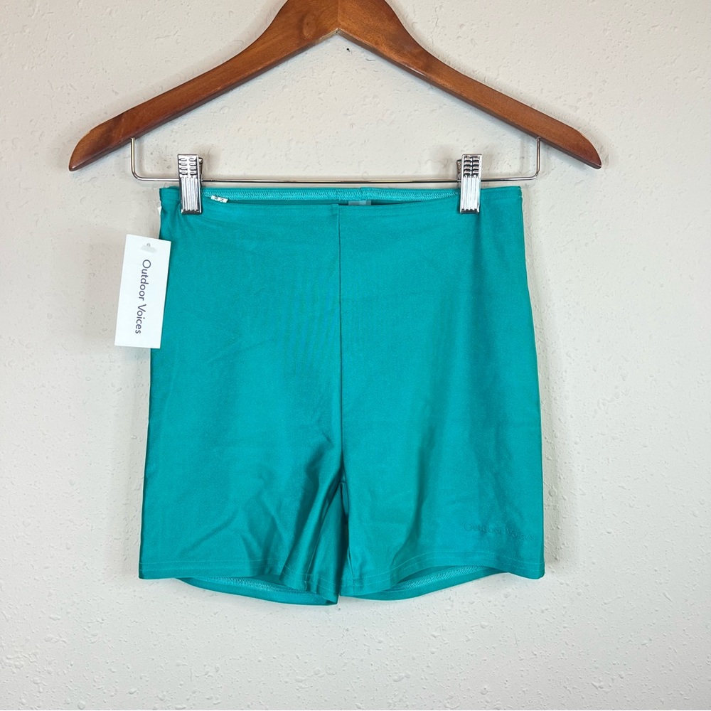 Outdoor Voices Women’s Green Metallic Bondi Yoga Shorts Size XS NWT